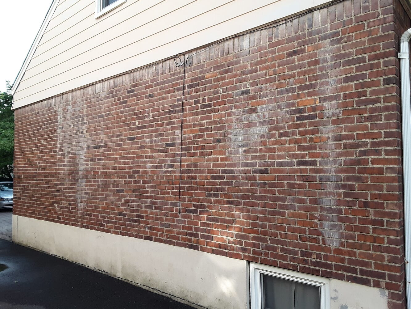 Oxidation runoff stain removal services